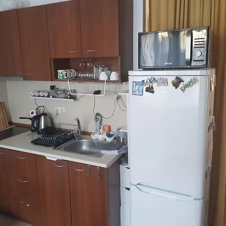 Gondola Ena דירה *