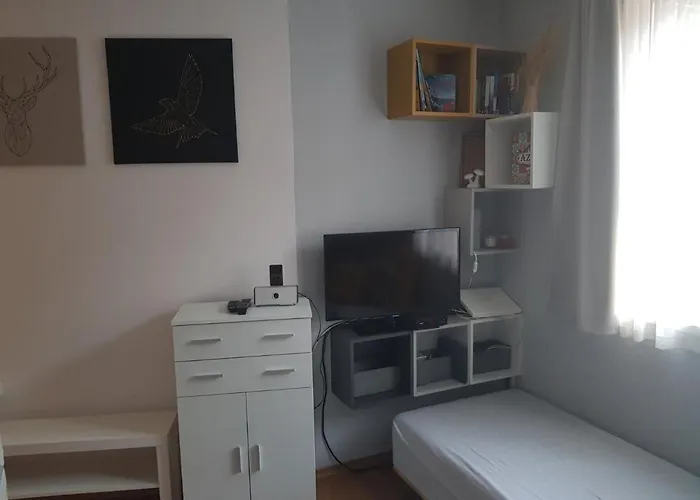 Gondola Ena Apartman *